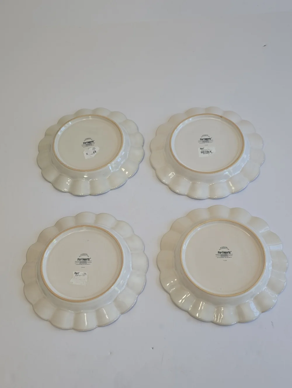 Pier 1 Imports Set Of 4 Alexandria Stoneware Ivory Luncheon Plates Scalloped